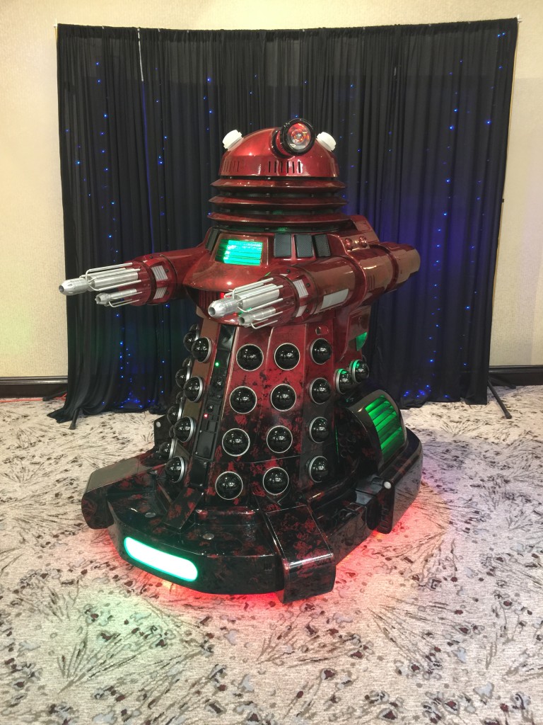 An incredible custom dalek, with no silly plunger.